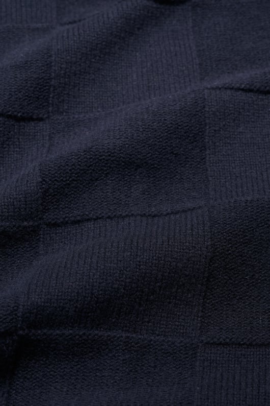 mens gwelva v-neck vest
