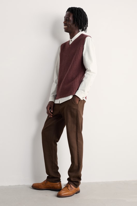 mens lowdy cable knit v-neck vest