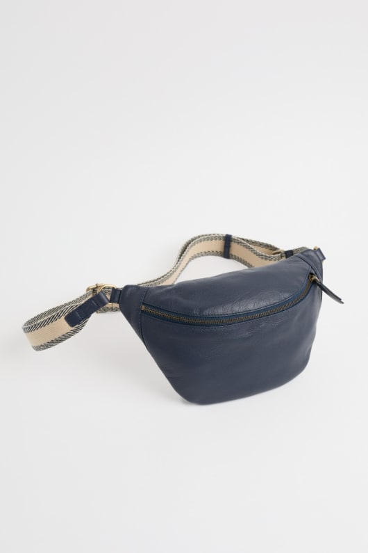 wyllow crossbody leather bag