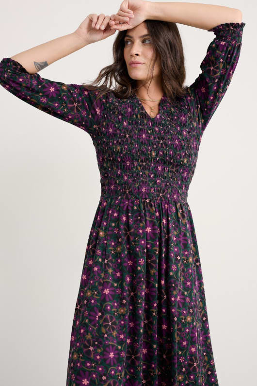 sea sound jersey v-neck midi dress