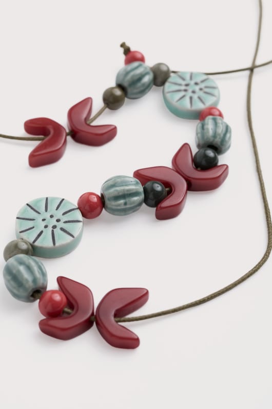 archway bead necklace