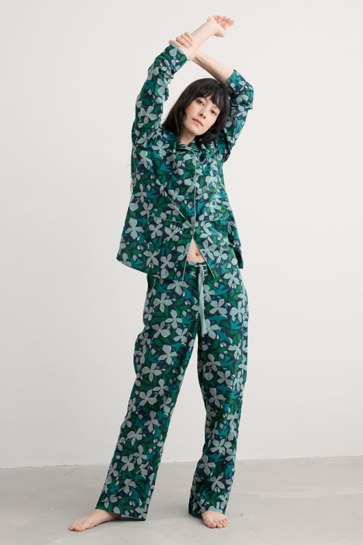 view point pyjamas