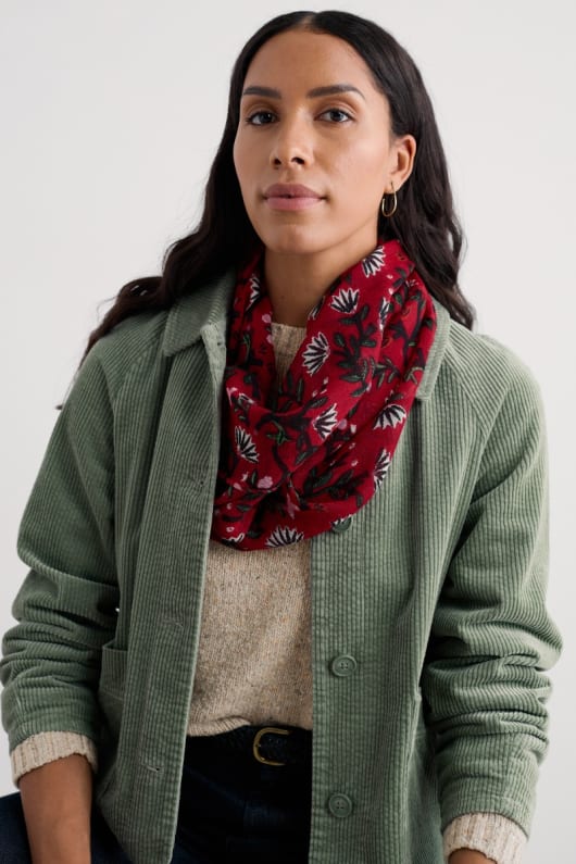 pretty circle scarf