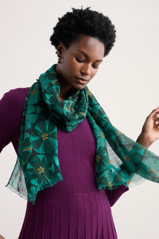 pretty printed scarf