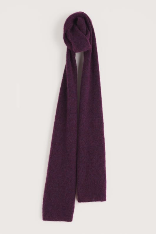 minimalist fluffy scarf