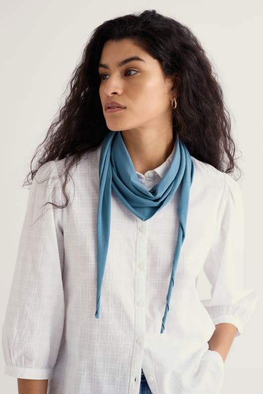 enora jersey triangle scarf