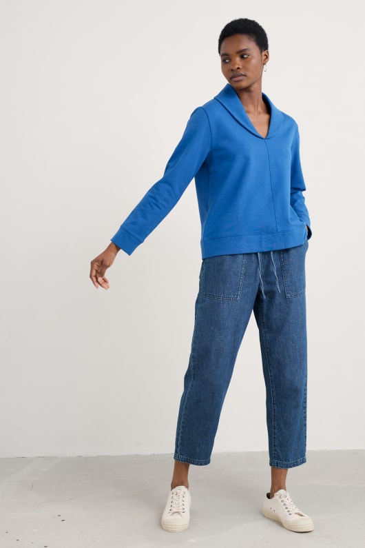 knot berry shawl neck sweatshirt