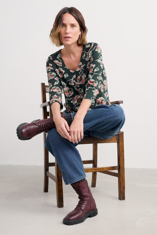 studio glass 34 sleeve top