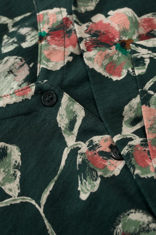 studio glass 34 sleeve top