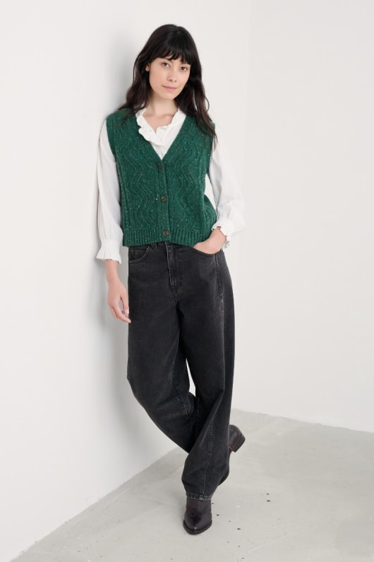 pendouer v-neck button up knitted vest