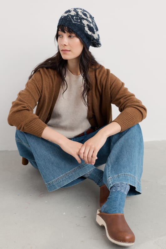 east view knitted vest