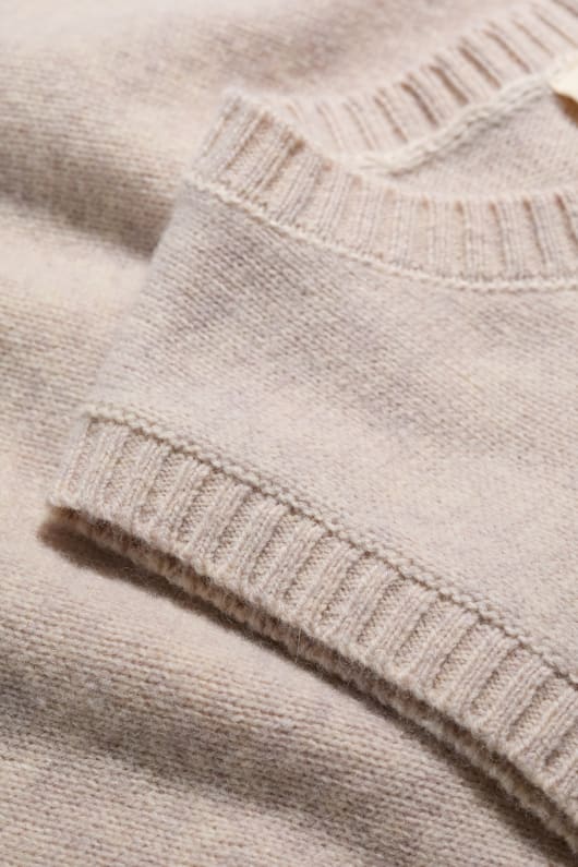 east view knitted vest