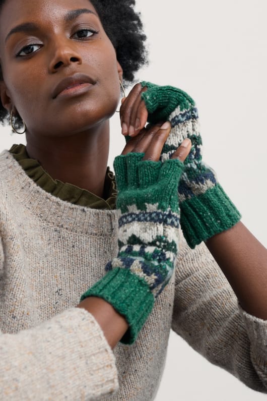 day moon fair isle fingerless gloves