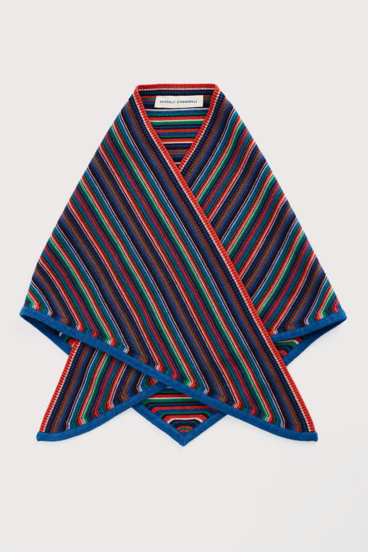 makers knitted triangle scarf